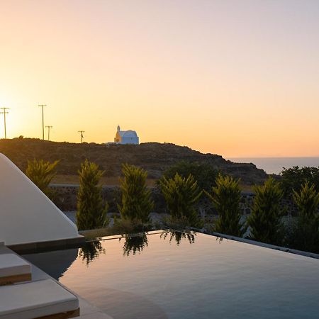 Saint John Oia-Exclusive Private Heated Pool Villas Exterior photo