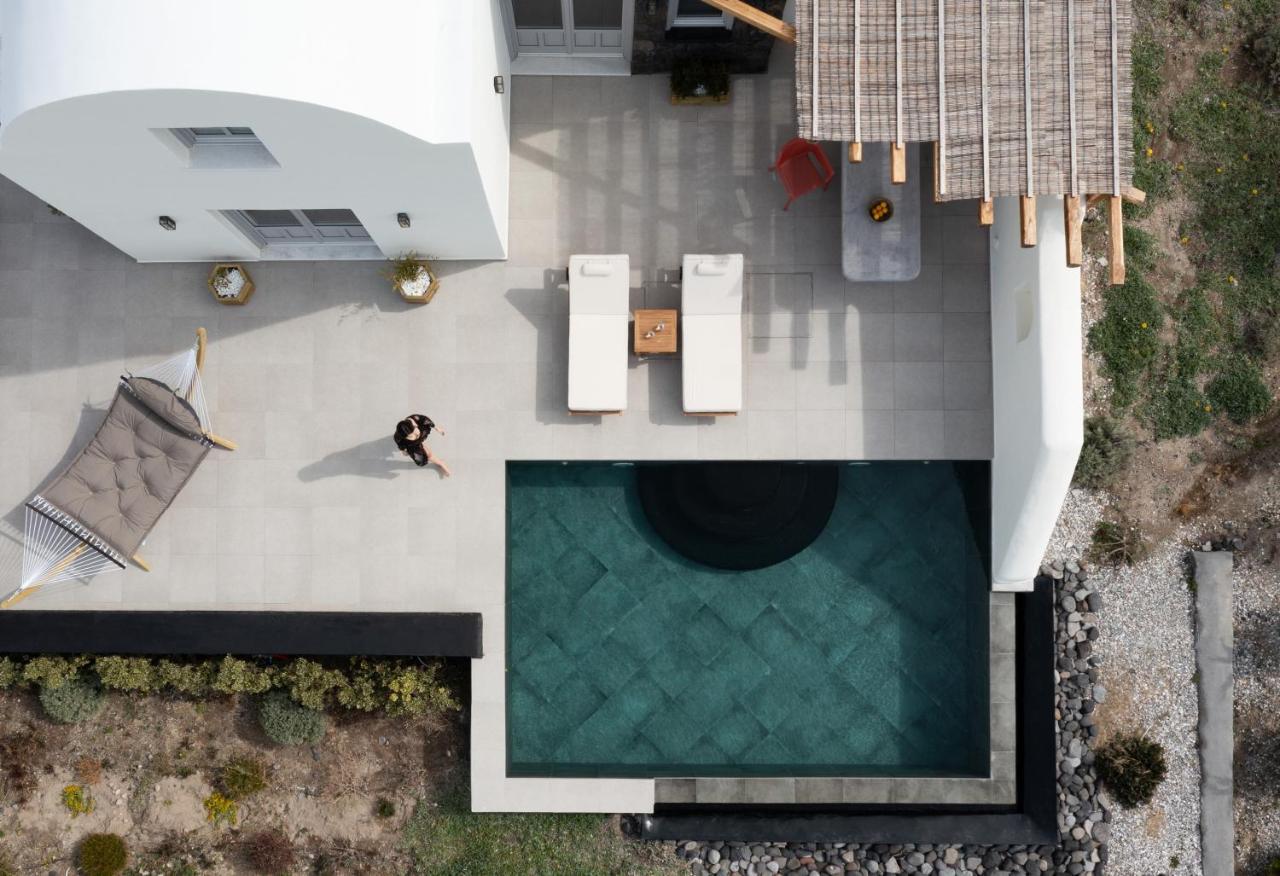 Saint John Oia-Exclusive Private Heated Pool Villas Exterior photo