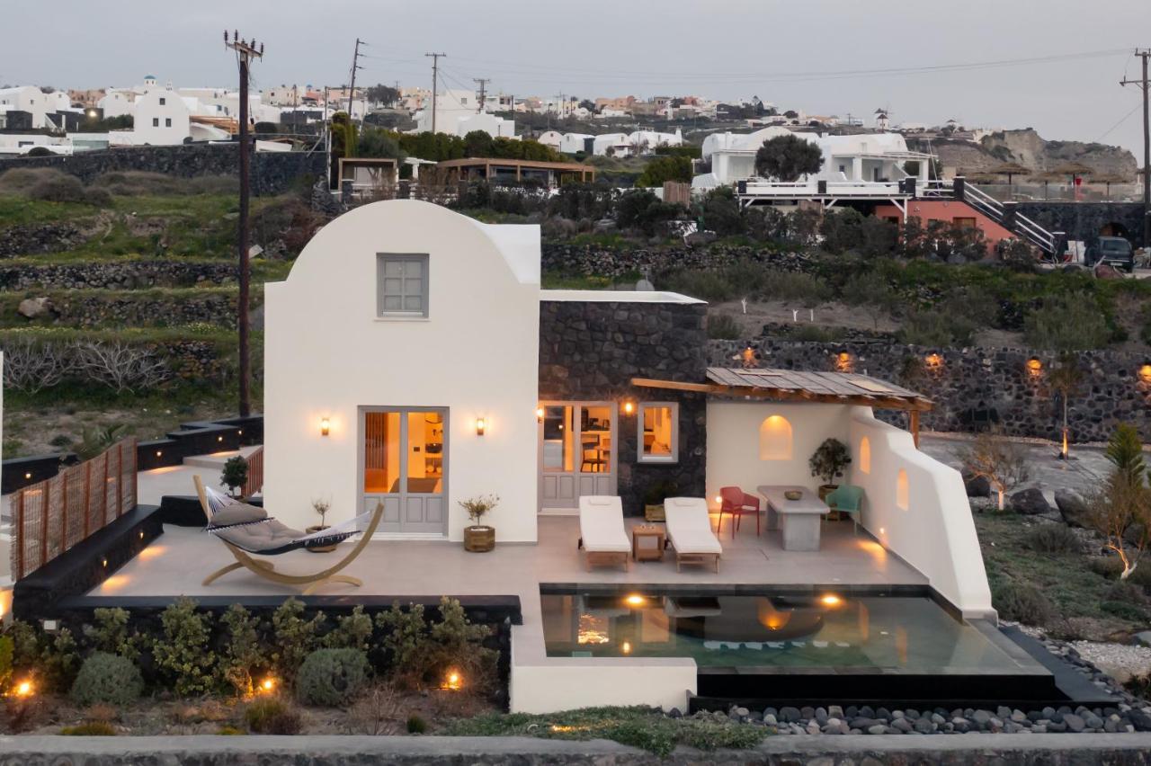 Saint John Oia-Exclusive Private Heated Pool Villas Exterior photo