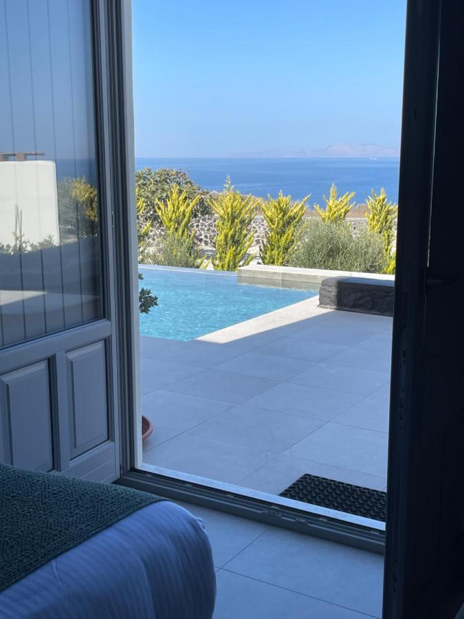 Saint John Oia-Exclusive Private Heated Pool Villas Exterior photo